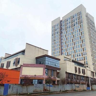广西南宁市威宁邻家龙岗东广场